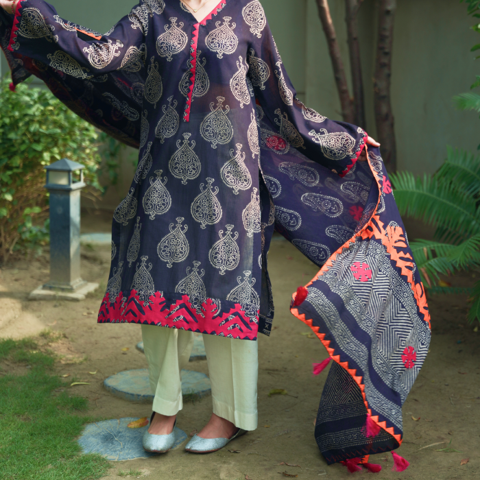Sindh Serenity – Red Appliqué Ajrak Suit