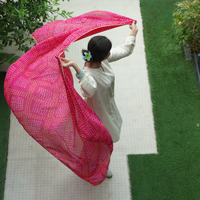 Pink Glow Chunri