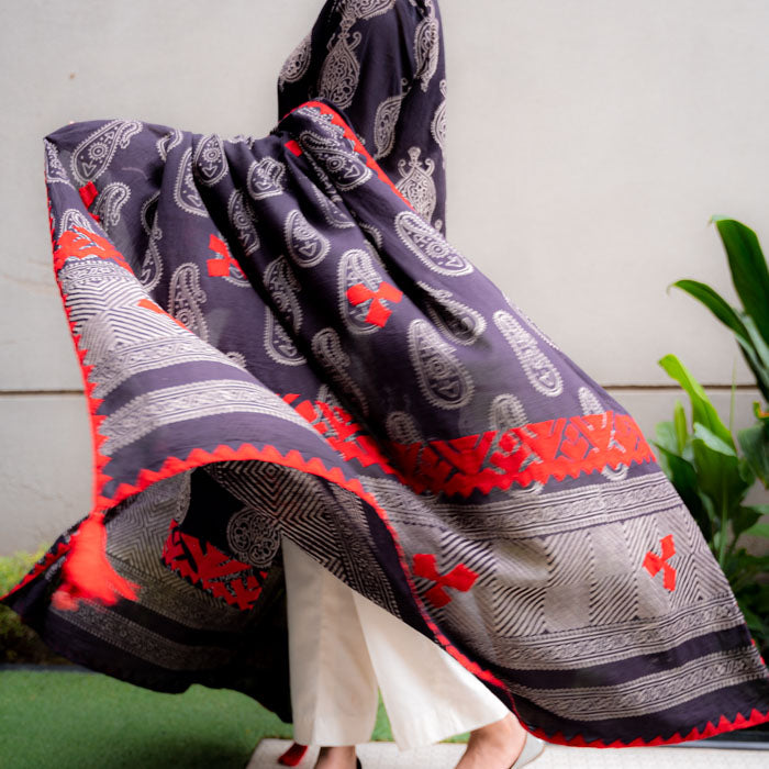 Sindh Serenity – Red Appliqué Ajrak duppatta