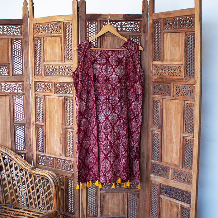 Chic Maroon Ajrak Layer