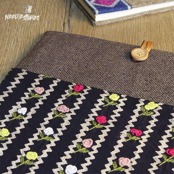 Blooming Heritage - Brown Roses Laptop Sleeve