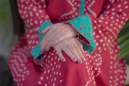 Maroon Handcrafted Chunri Silk Two-Piece Set with Turquoise Appliqué