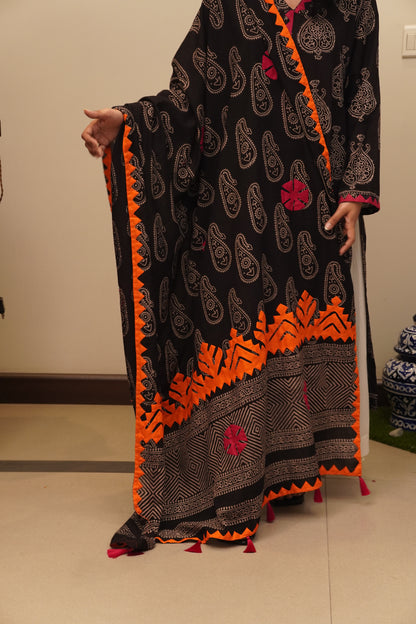 Heritage Glow – Magenta & Orange Ajrak Duppatta