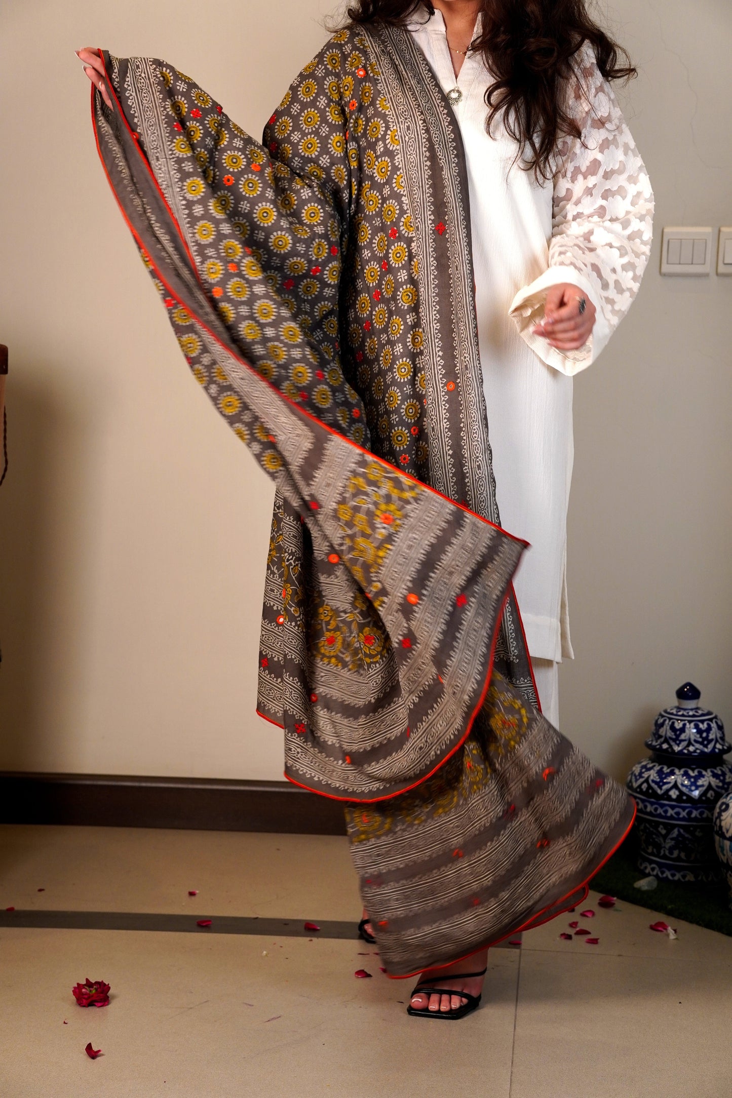 Terra Threads - Grey Ajrak Dupatta