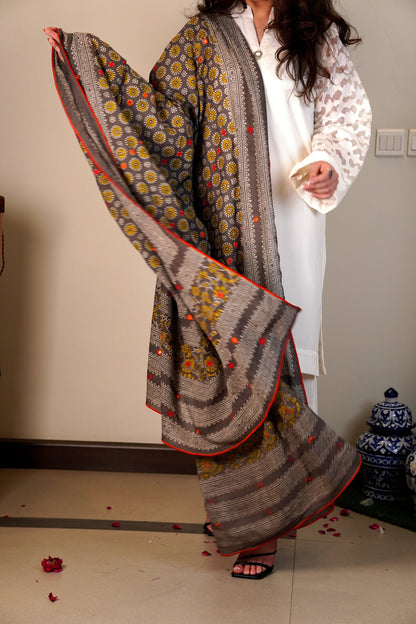 Terra Threads - Grey Ajrak Dupatta