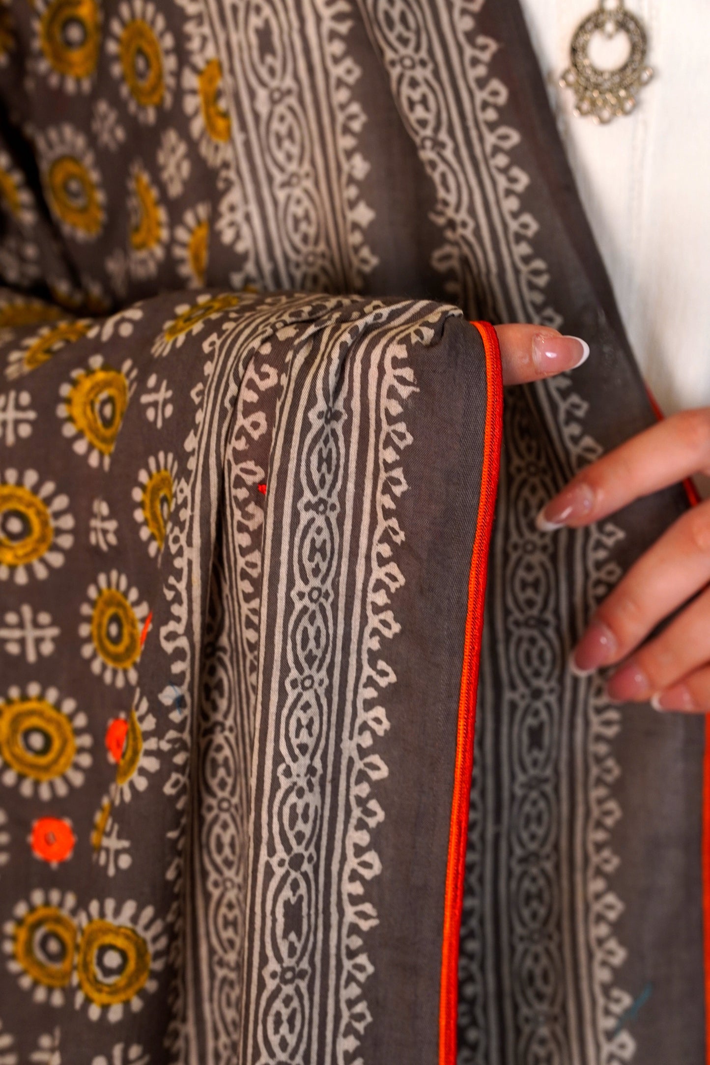 Terra Threads - Grey Ajrak Dupatta