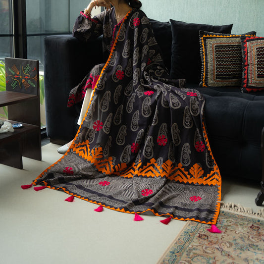Heritage Glow – Magenta & Orange Ajrak duppatta