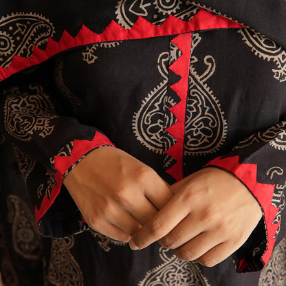 Sindh Serenity – Red Appliqué Ajrak duppatta
